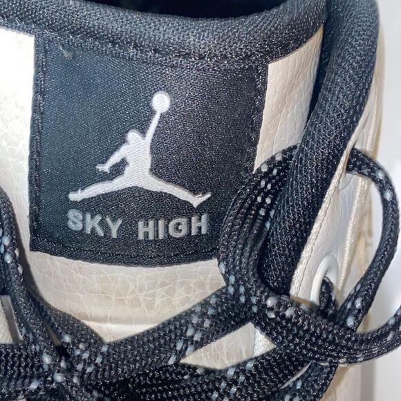 VTG Nike Jordan Air Sky High 454076-103 Men Shoes Size 9.5 US
